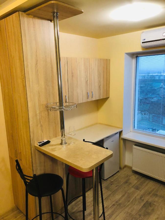 Comfortable Apartment Near Metro Charkiw Exterior foto